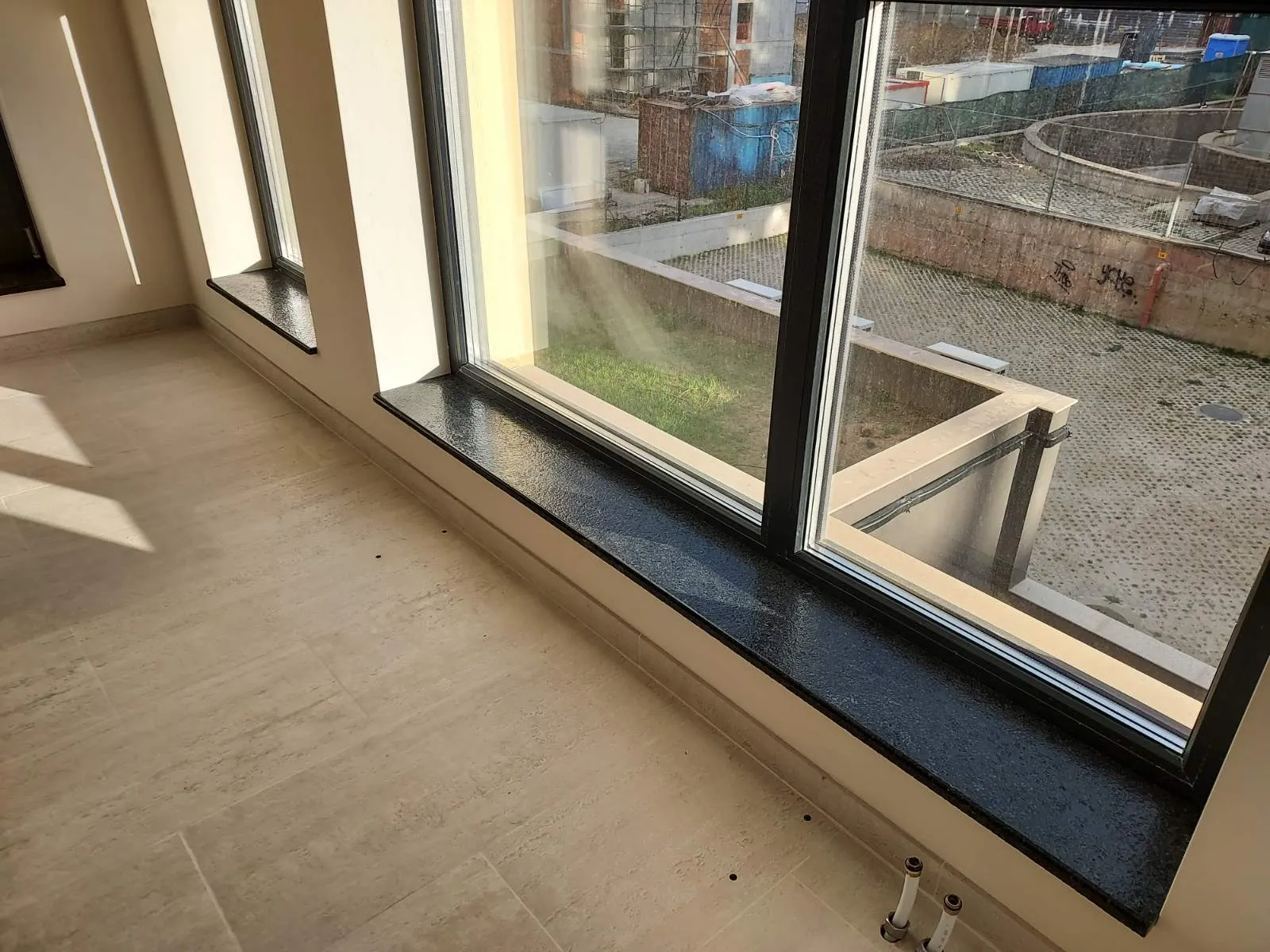 Window sills from granite RBlack Leather 