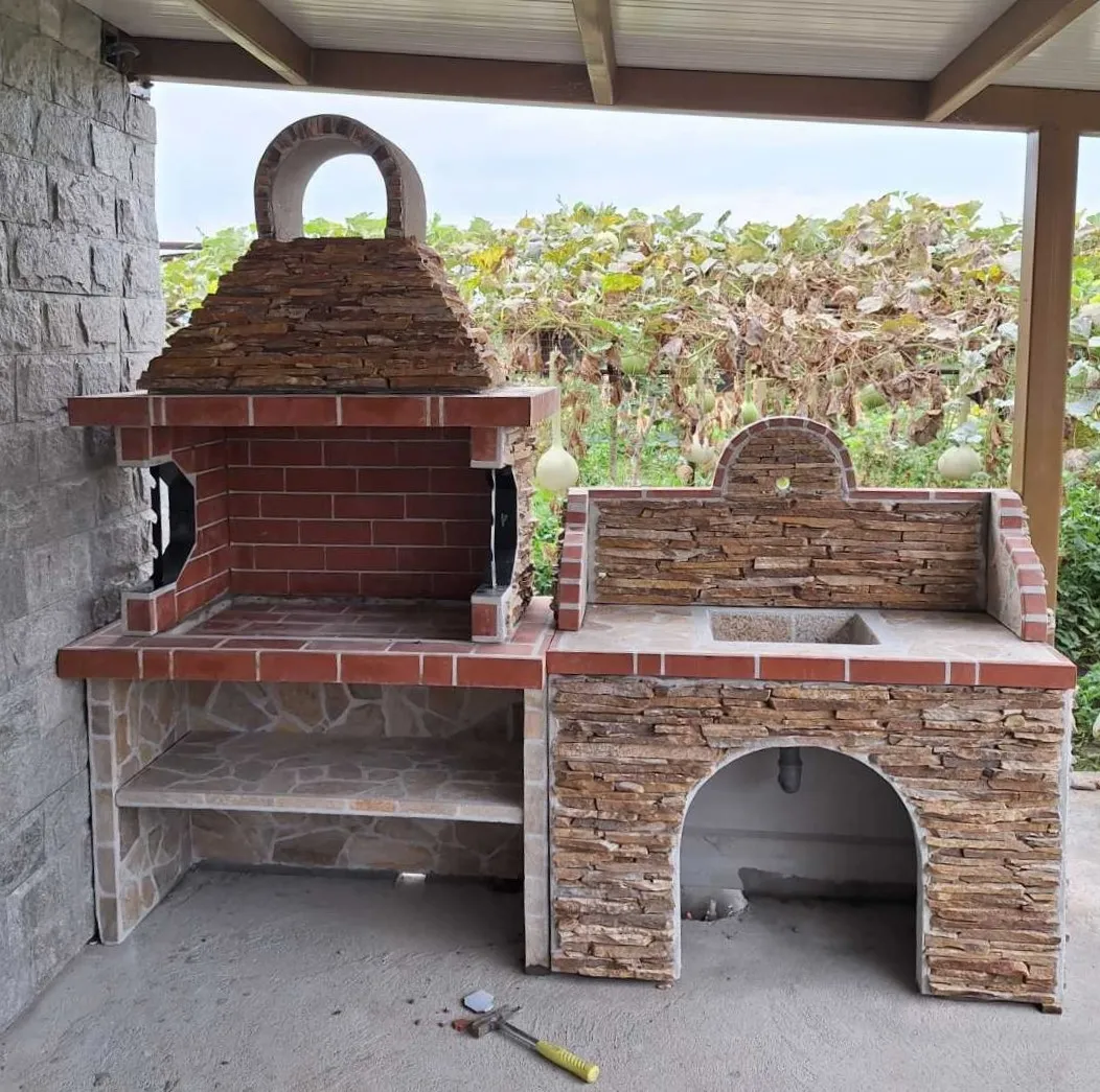 Why choose a stone hand-crafted barbecue for our garden>