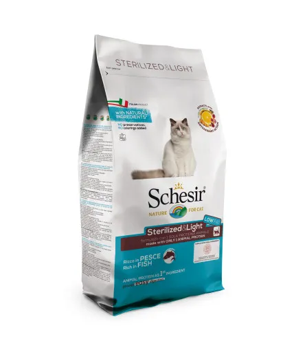 Schesir Sterilized & Light with Fish - Пълноценна суха храна за израснали котки, с риба, за кастрирани или с наднормено тегло 400 гр.