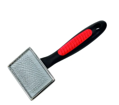 Camon Slicker brushes with steel pins M - четка за финно разресване на кучета 8,5x4,5 см