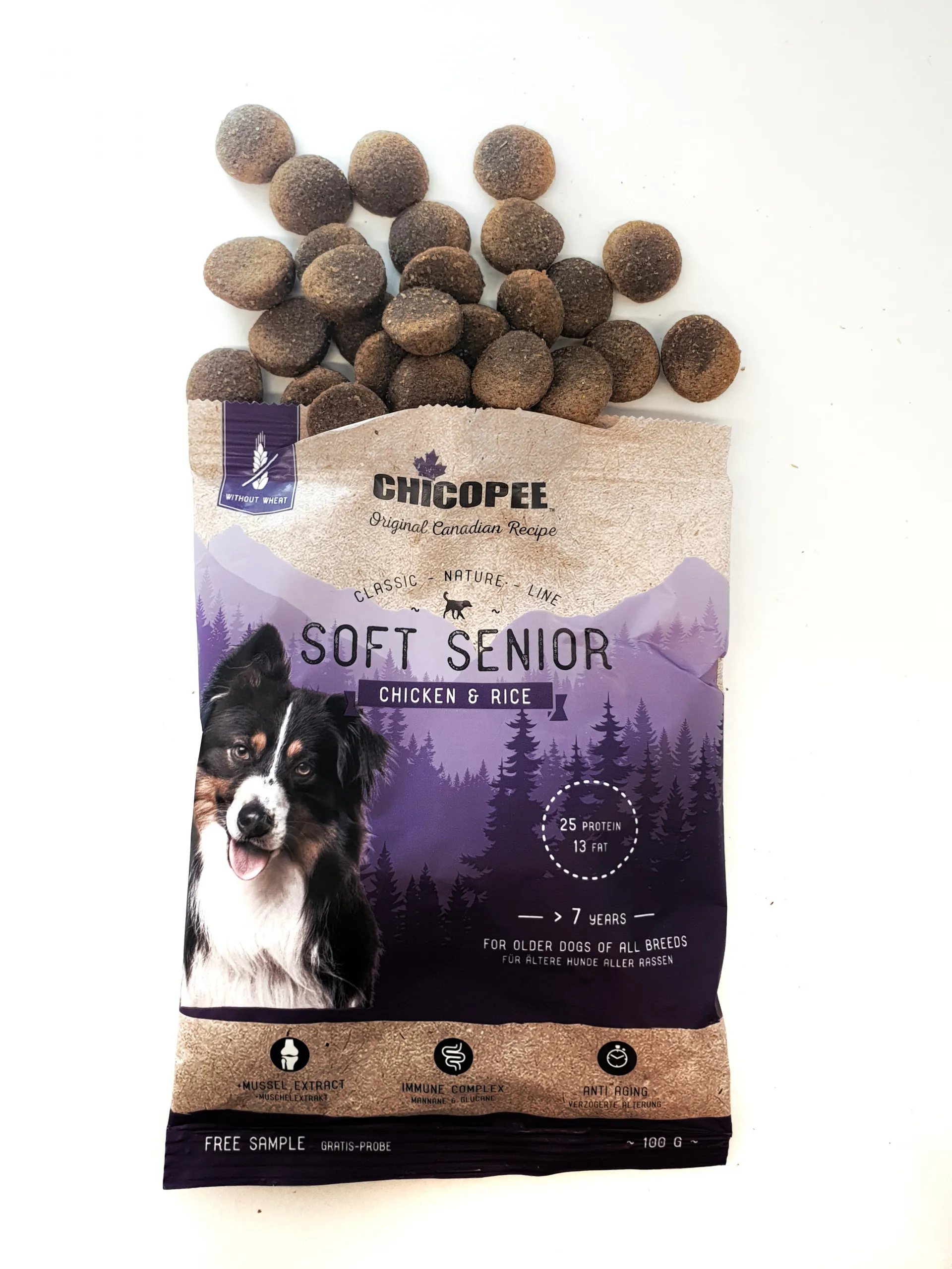 Chicopee Classic Nature Soft Senior-Храна за кучета,мека, полувлажна за над 7 години с пиле и ориз 2 кг. 2