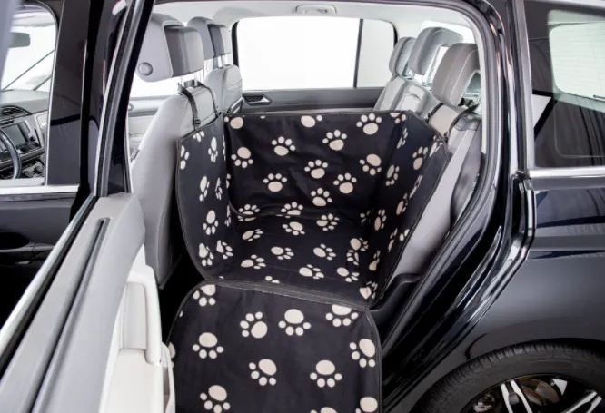 Trixie Protective Car Seat Cover - Постелка за задна седалка на автомобил за кучета, 50 см./145 см.  2