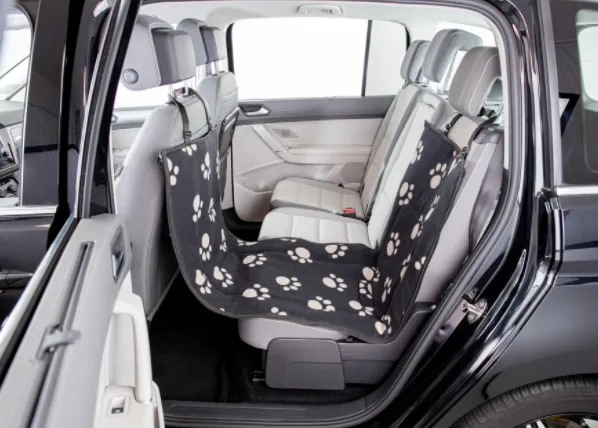 Trixie Protective Car Seat Cover - Постелка за задна седалка на автомобил за кучета, 50 см./145 см.  3