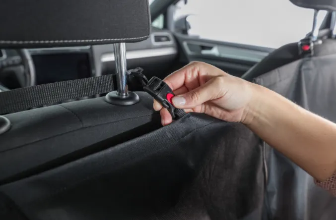 Trixie Protective Car Seat Cover - Покривало за задна седалка на автомобил за кучета ,150 см/ 135 см. 4