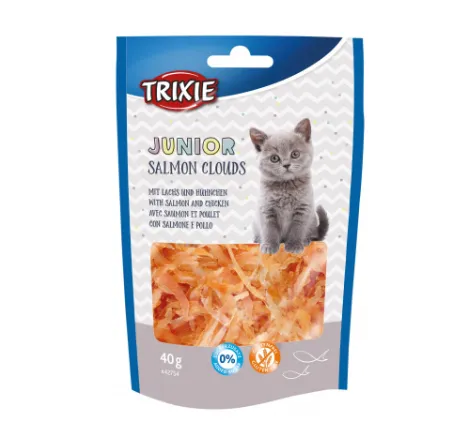 Trixie Junior Salmon Clouds - Лакомство за подрастващи котки, вкусни филенца със сьомга и пилешко, 40 гр./3 пакета