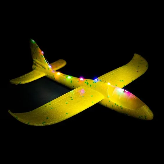 СВЕТЕЩ дунапренов самолет, 48х46х12см, 4 цвята, стиропорен 4