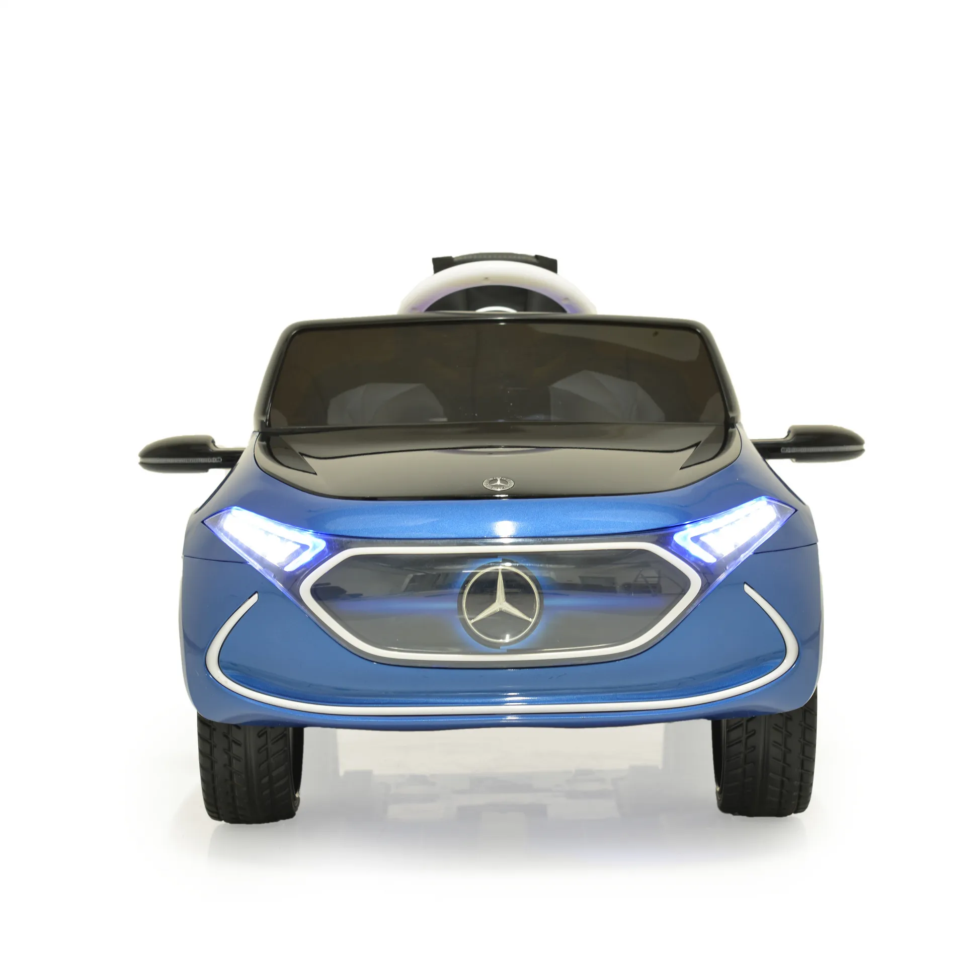 Акумулаторна кола Mercedes Benz EQA, Син металик, 12V, с меки гуми, отварящи се врати | Iguana.bg 4