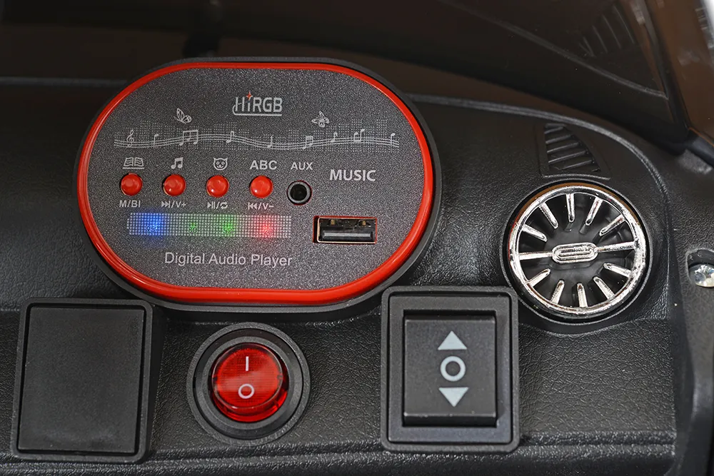 Акумулаторна кола Mercedes Benz CLS 350 Червена, 12V, предни и задни светлини, отварящи се врати | Iguana.bg 9