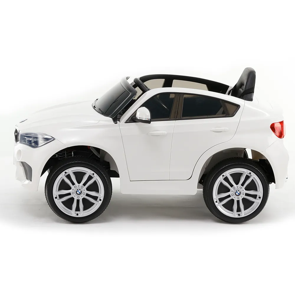 Акумулаторен джип BMW X6M Бял, 12V с меки гуми, кожена седалка и отварящи се врати | Iguana.bg 4