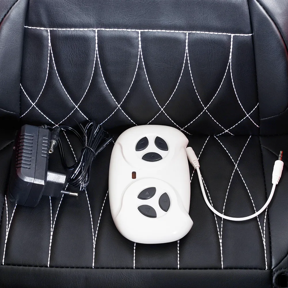 Акумулаторен джип Mercedes M Class Бял, 12V с меки гуми и кожена седалка | Iguana.bg 10