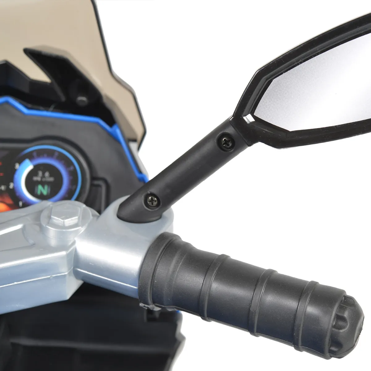 Акумулаторен мотор RIO Червен, с помощни колела и LED светлини | Iguana.bg 8