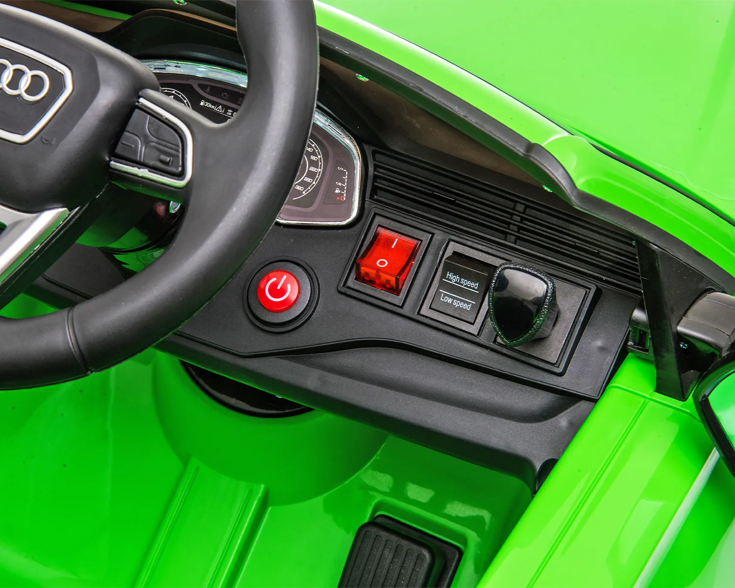 Акумулаторен джип Audi RS Q8 12V Лицензиран, Зелен металик и кожена седалка | Iguana.bg 5