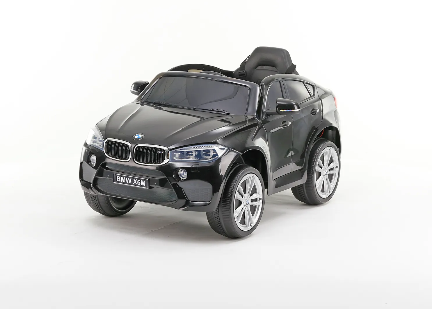 Лицензиран, Акумулаторен джип BMW X6M Черен, 12V с Предни и задни светлини | Iguana.bg 1