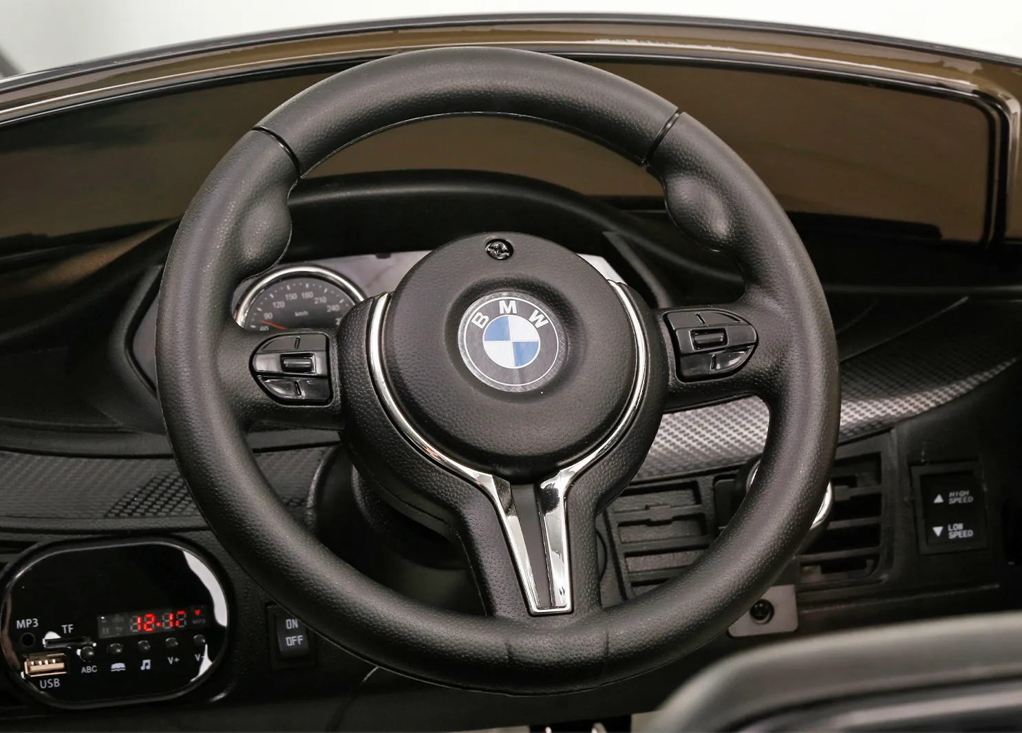 Лицензиран, Акумулаторен джип BMW X6M Черен, 12V с Предни и задни светлини | Iguana.bg 5
