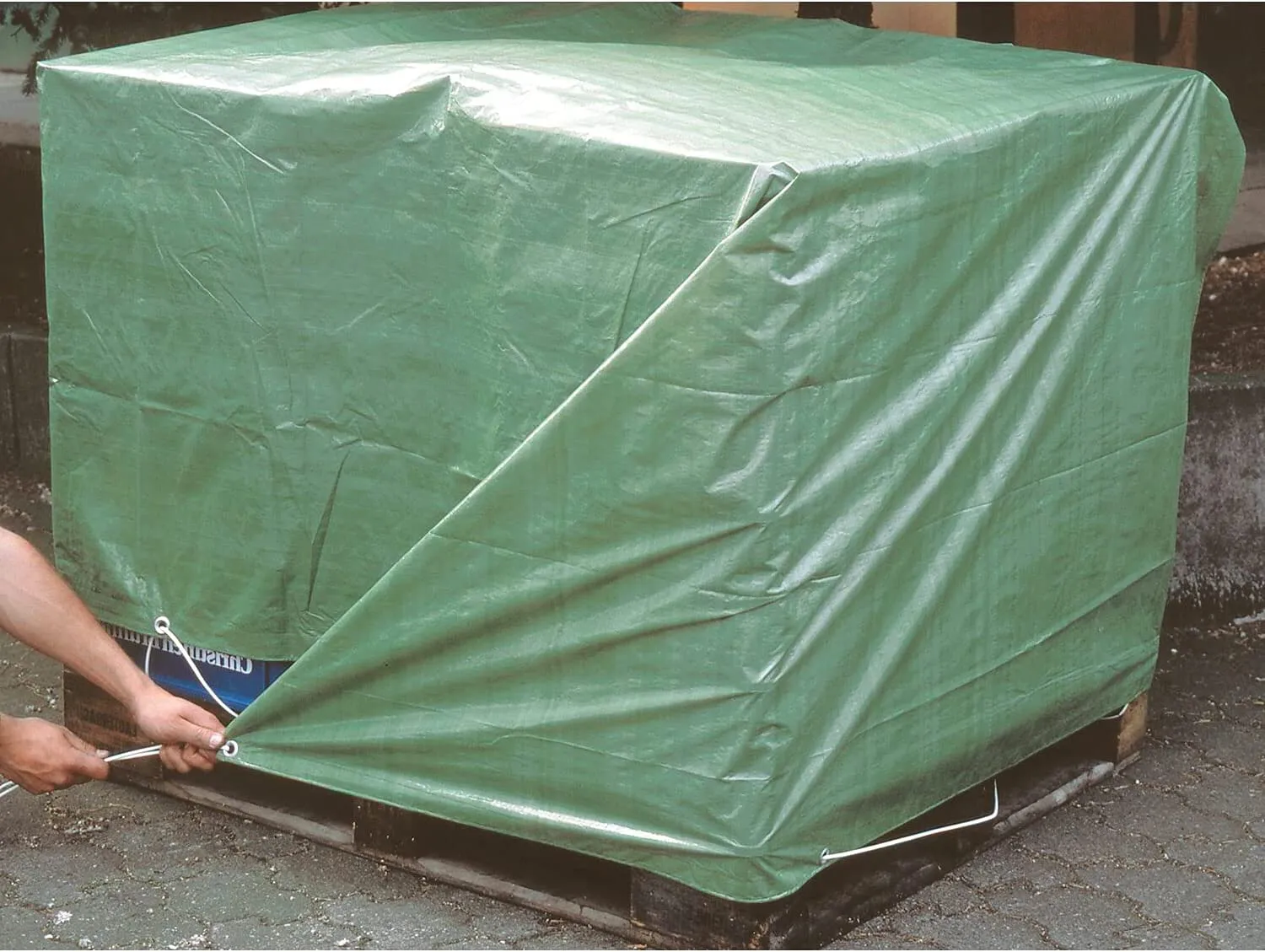 Полиетиленово платнище с UV защита 1,5/6м 2/3м 3/4м 3/5м 4/5м 5/6м 6/8м 6/10м, Подсилено в Зелен цвят, с халки | Iguana.bg 11