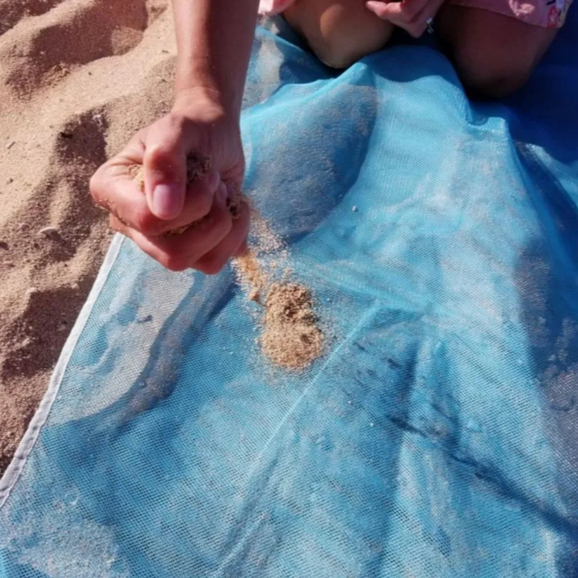 Постелка за плаж и пикник 2в1, 150х200см, незадържаща пясък | IGUANA.BG 17