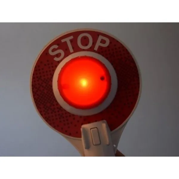 Светеща детска СТОП палка на батерии, зелена или червена сигнална светлина 2