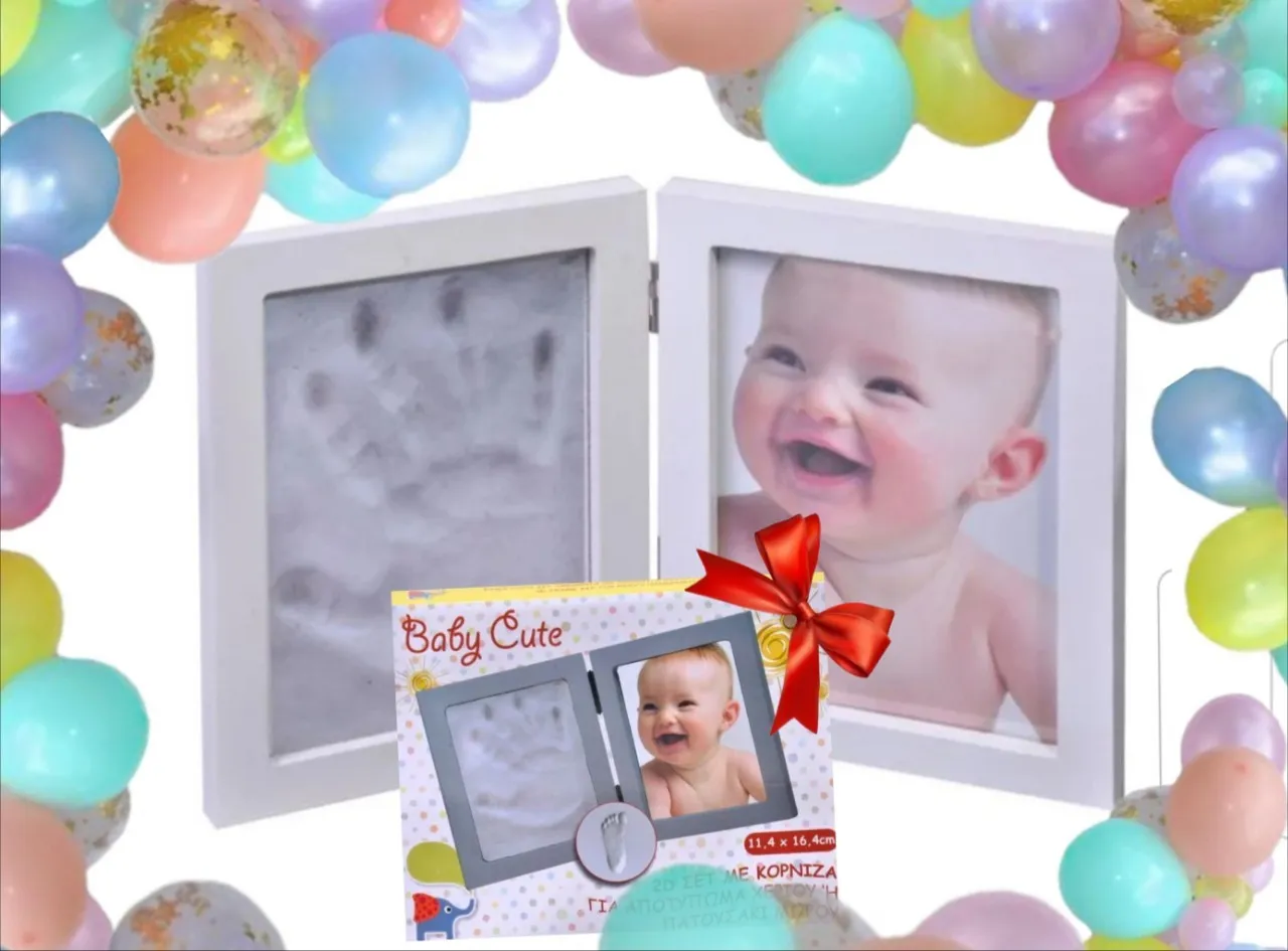 Специален комплект рамка за снимка с отпечатък на ръчичка или карче на бебето, 11.5х16.5см 1