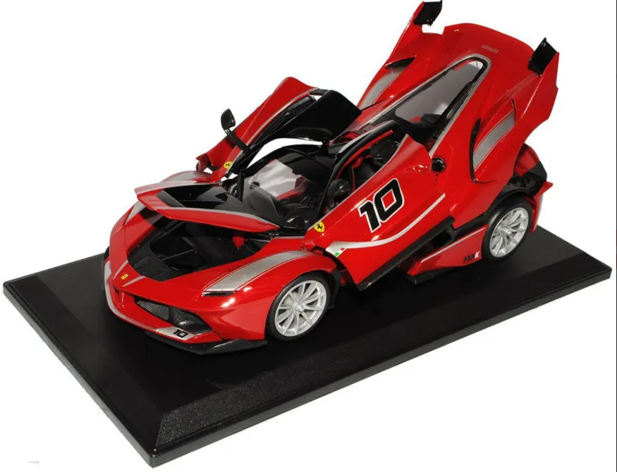 Bburago Ferrari - модел на кола 1:18 - Ferrari FXX K 3
