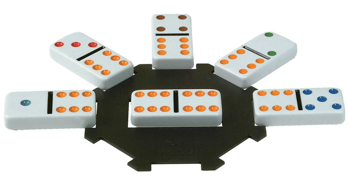 Домино 6 цвята, 32 дървени шахматни фигури, 24 пулове, игрална дъска, 28 блока домино 2