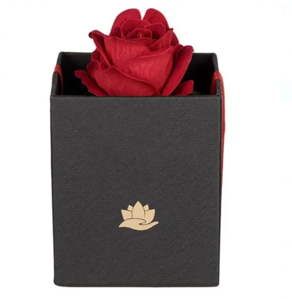 Декоративна роза в подаръчна кутийка, 9x9x10.5см, Оригинален и стилен подарък за Жена 1