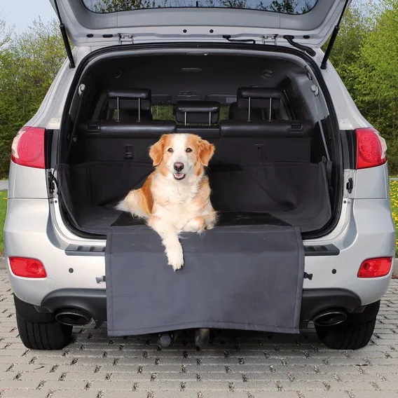 Trixie Car Boot Cover - Покривка, постелка за кола за кучета 164х125см.