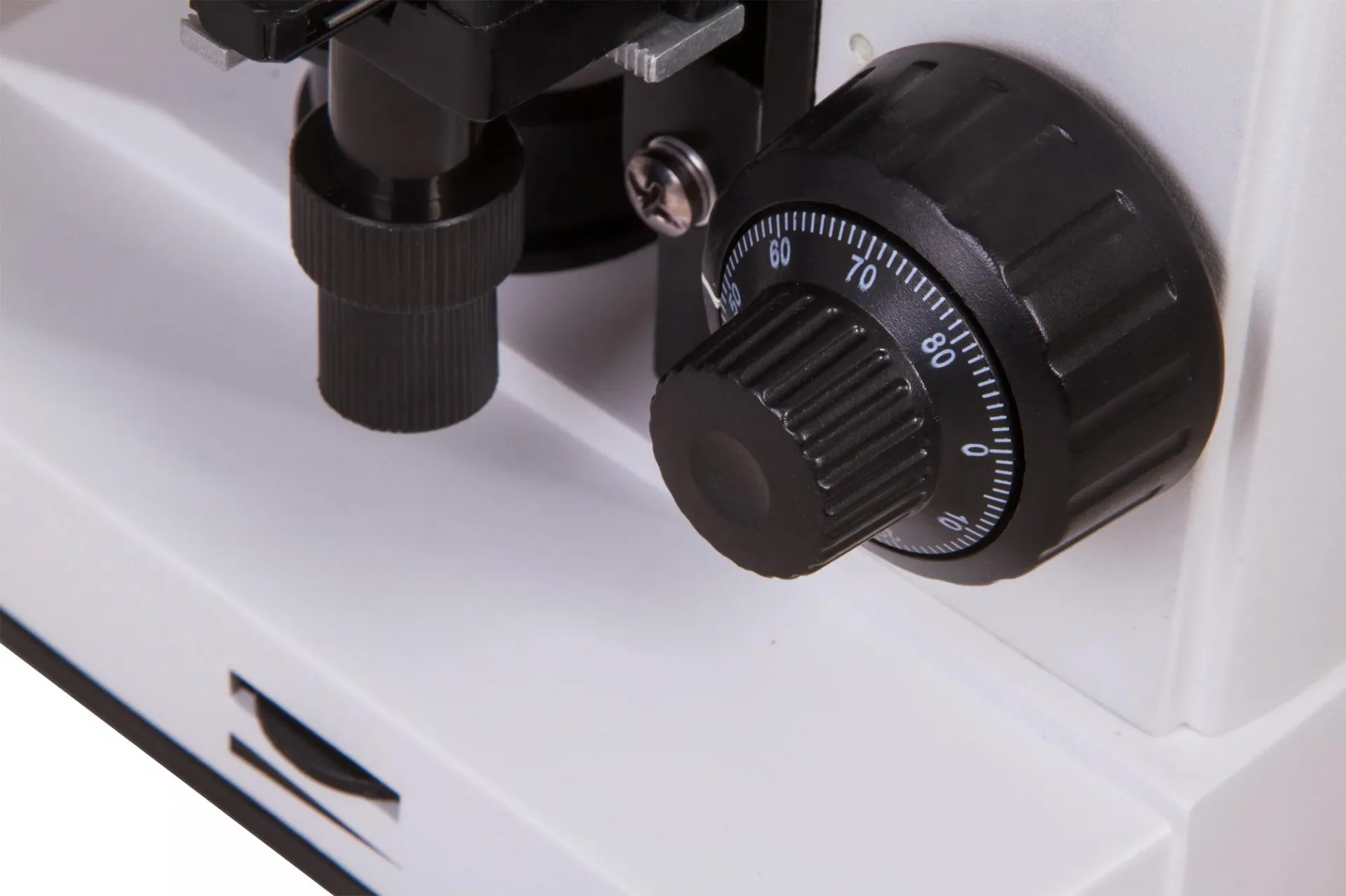 Микроскоп Bresser Erudit Basic40–400x 4