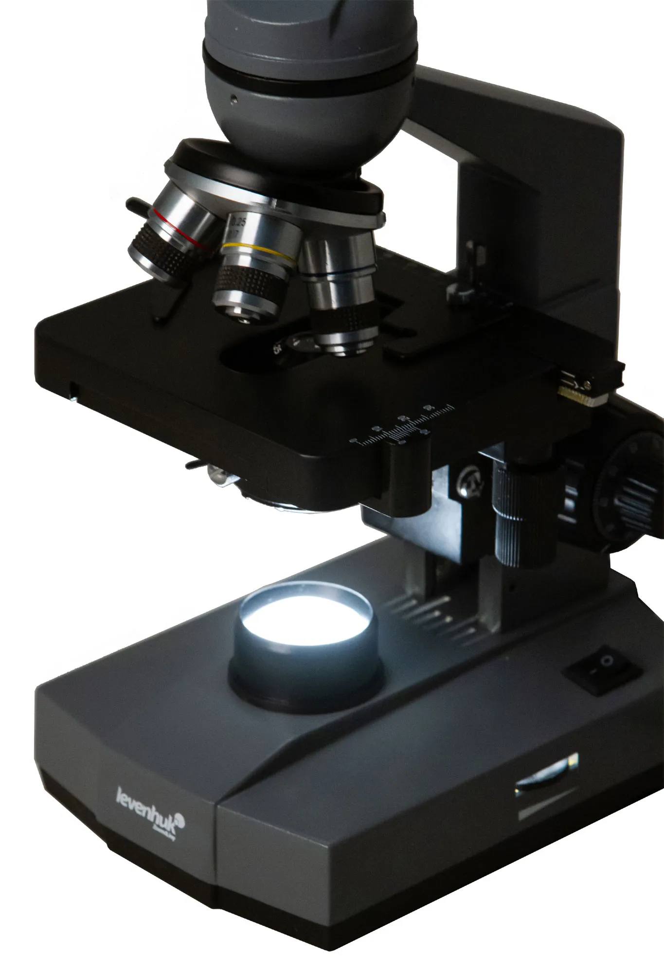 Биологичен монокулярен микроскоп Levenhuk 320 BASE 9