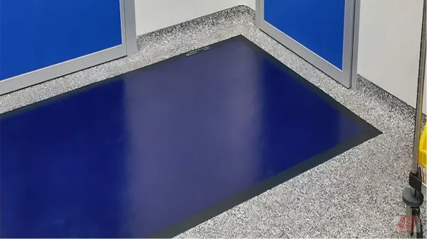 Decontaminating mat for flooring 1