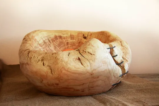 Ръчно изработена дървена купа от Кълбест явор 1