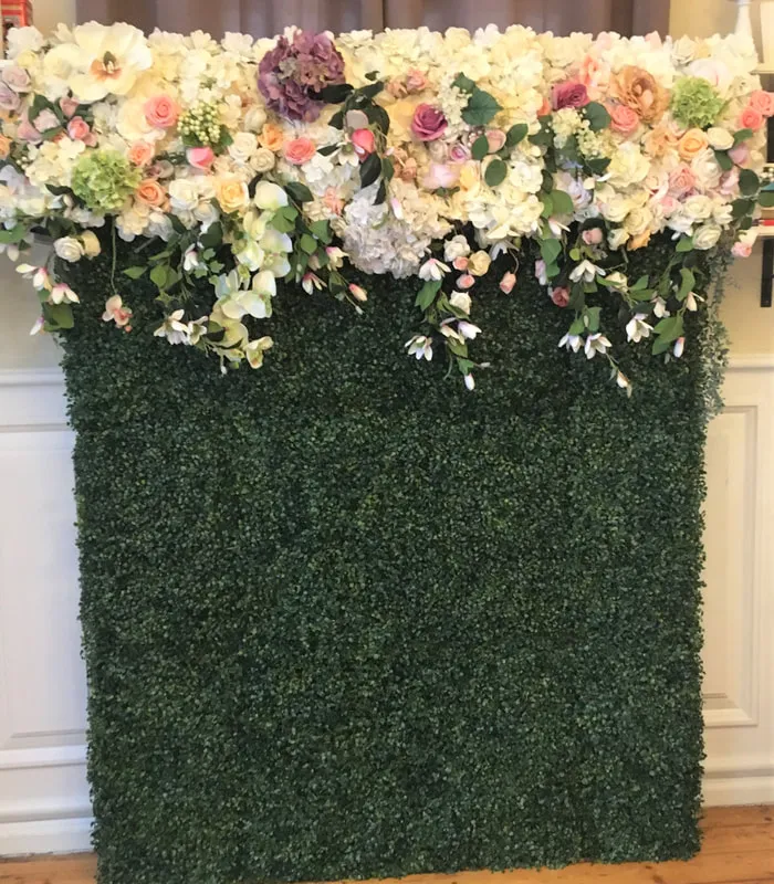 Фото стена с цветя под наем