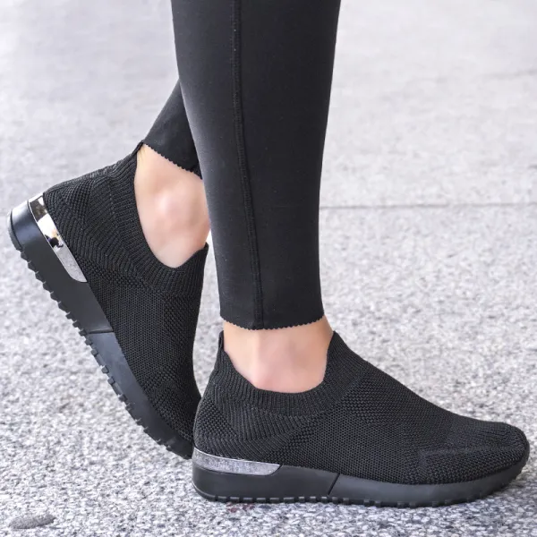 Ежедневни дамски обувки D200 black 1