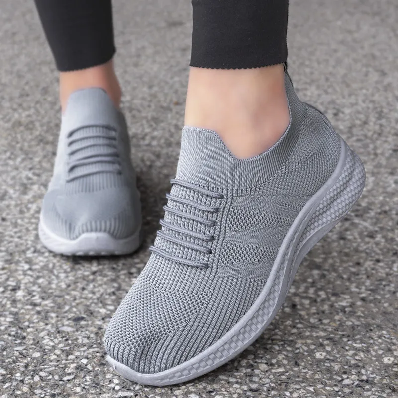 дамски спортни обувки D194 gray 1