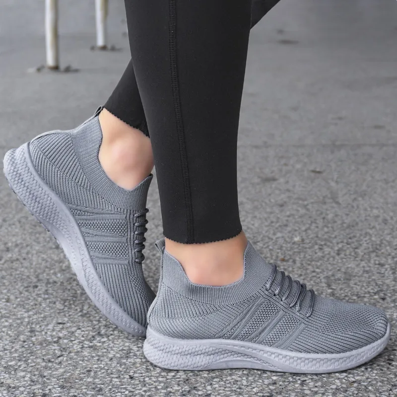 дамски спортни обувки D194 gray 2