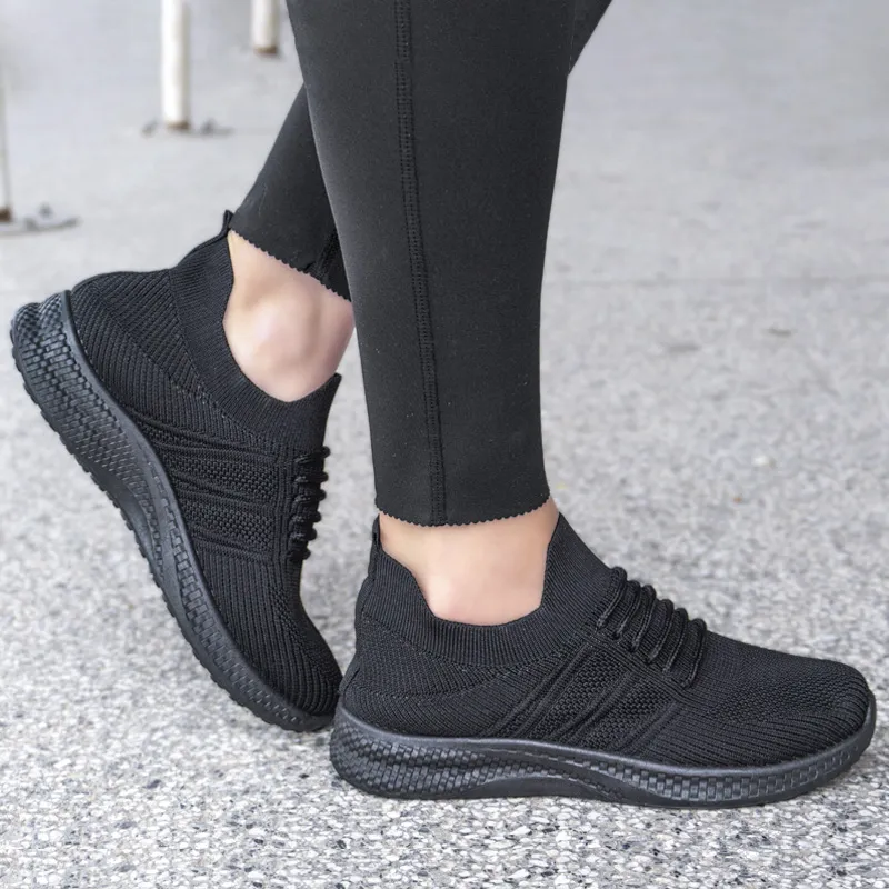 дамски спортни обувки - D194 black 2
