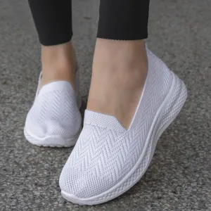 Ежедневни дамски обувки в бяло D207  1
