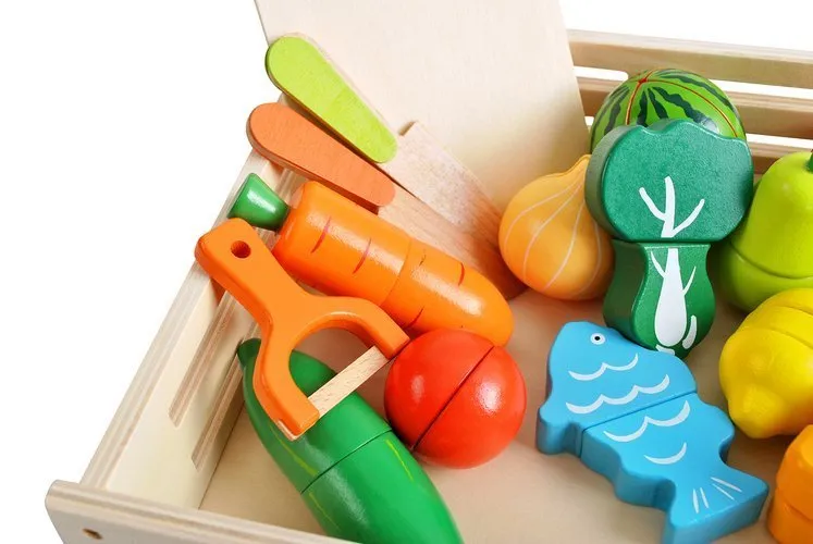 Дървени играчки -  плодове и зеленчуци в касетка 34 части 3