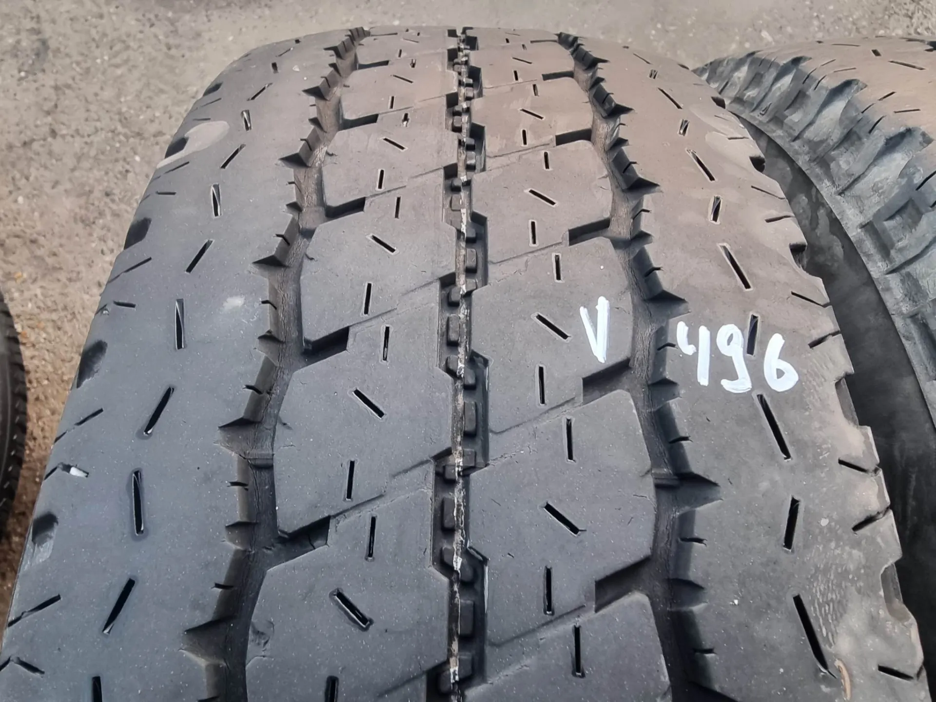 4бр летни гуми за бус 215/65/16С Bridgestone V496 2