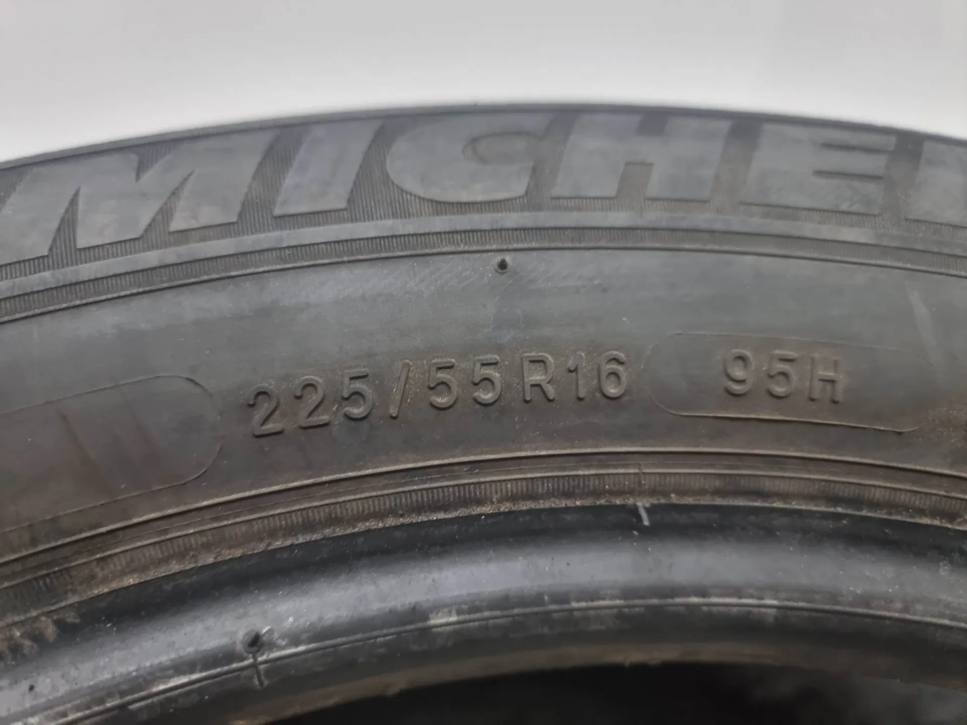 2бр зимни гуми 225/55/16 Michelin V875 4