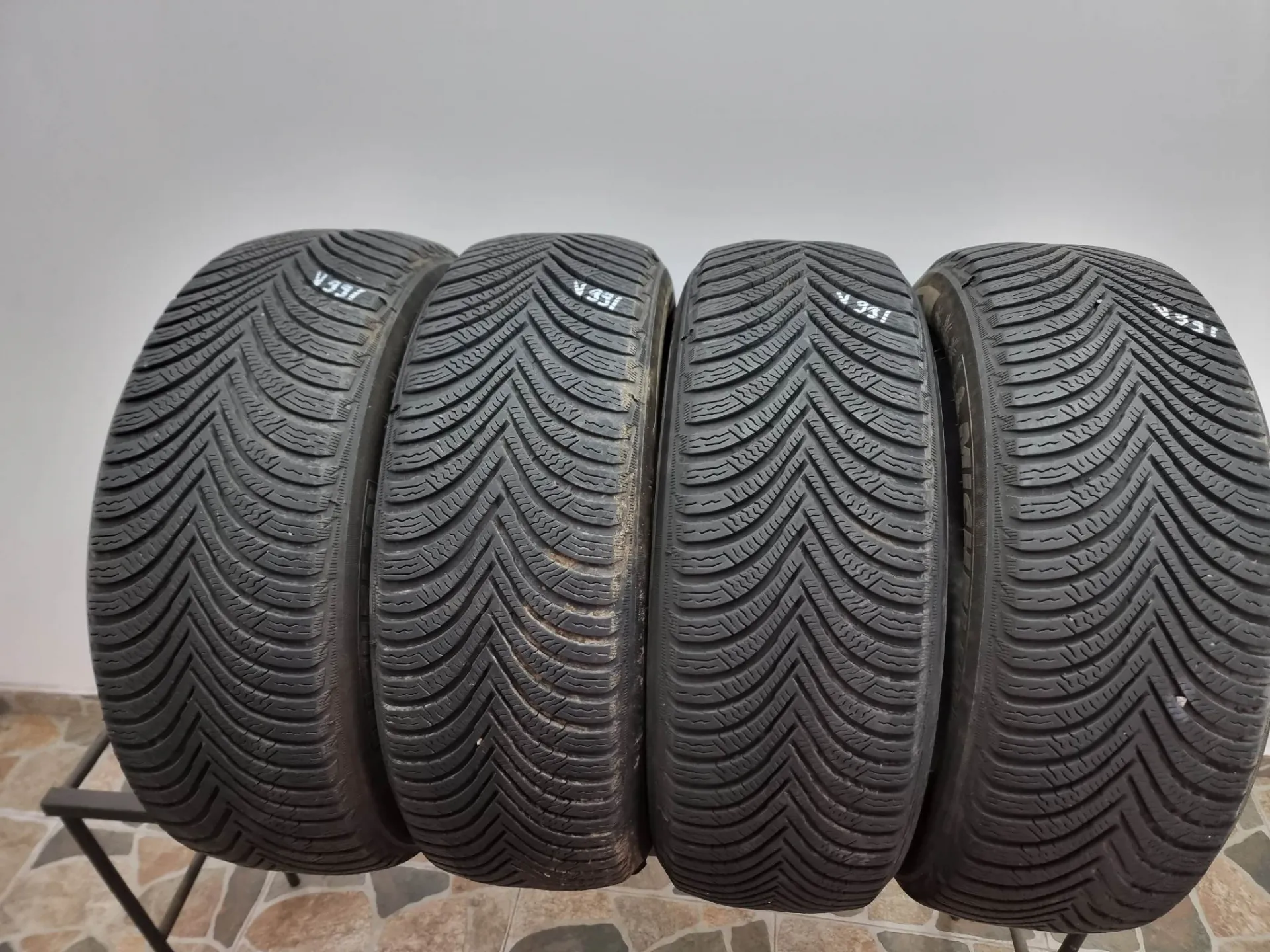 4бр зимни гуми 205/60/16 Michelin V991 5
