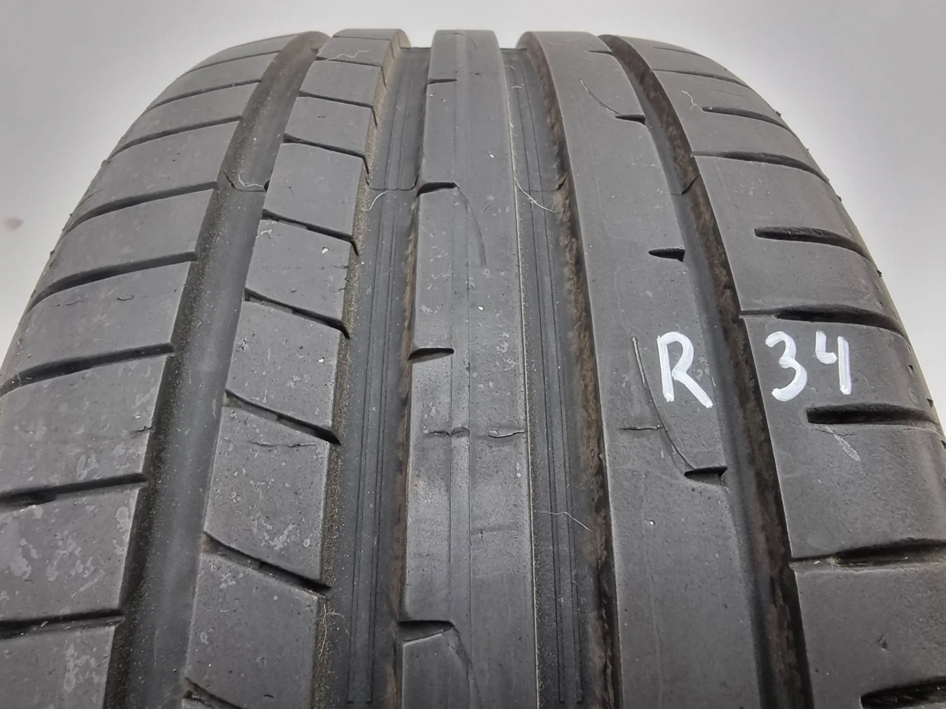 1бр лятна гума 225/40/18 Dunlop R34 1