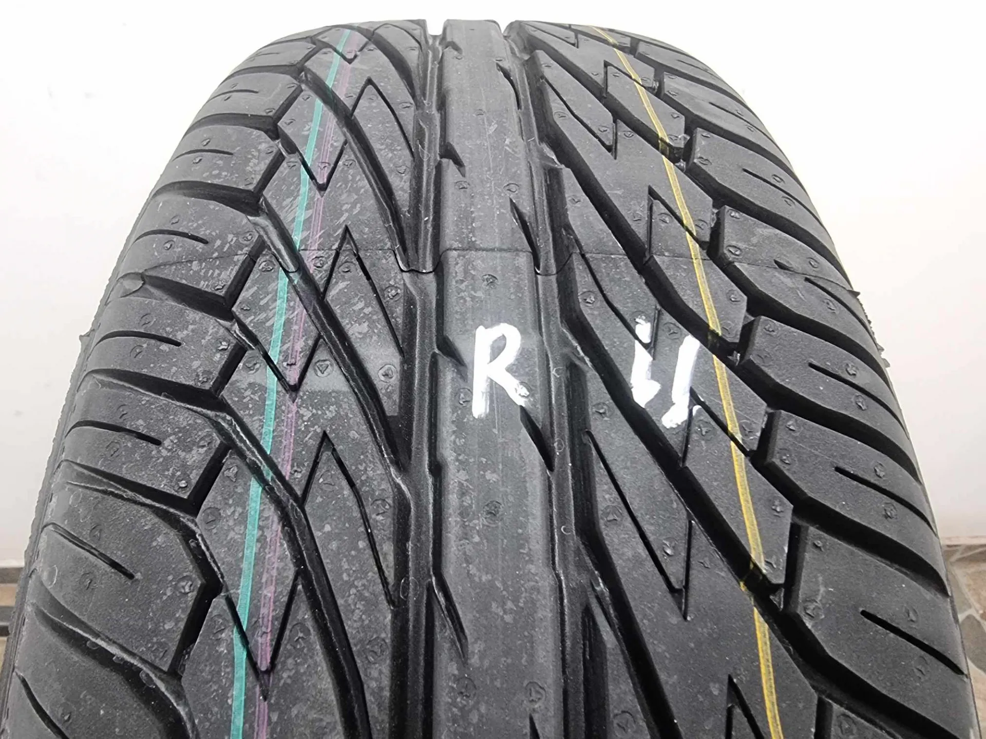 1бр лятна гума 205/60/16 Dunlop R11 1