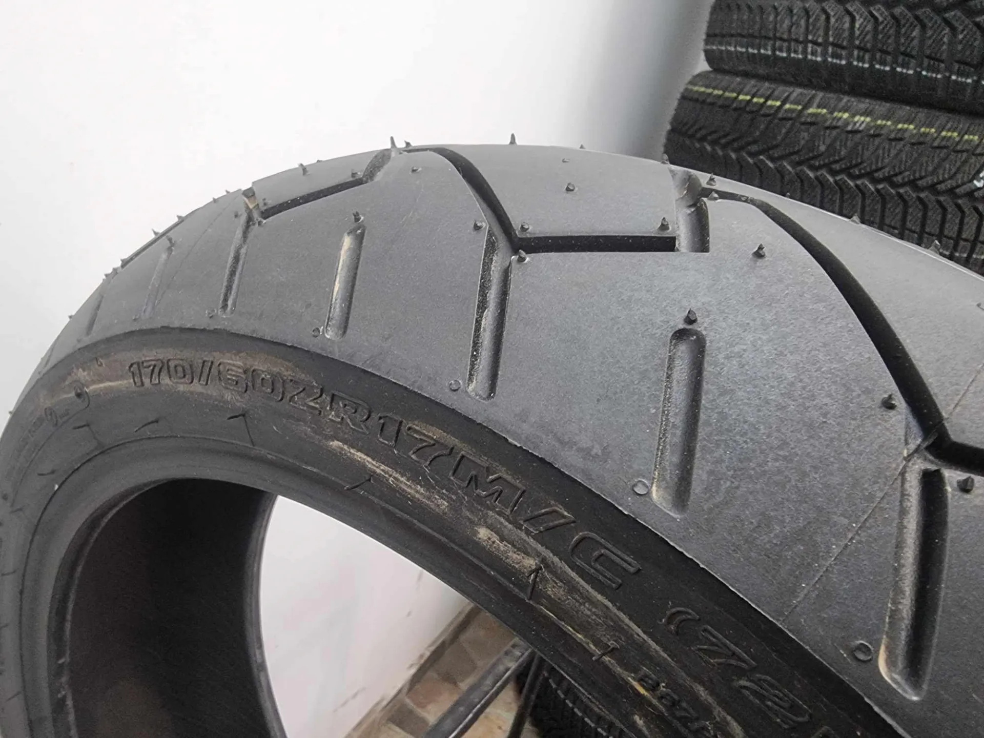 1бр гума за мотор 170/60/17 BRIDGESTONE L0785 2