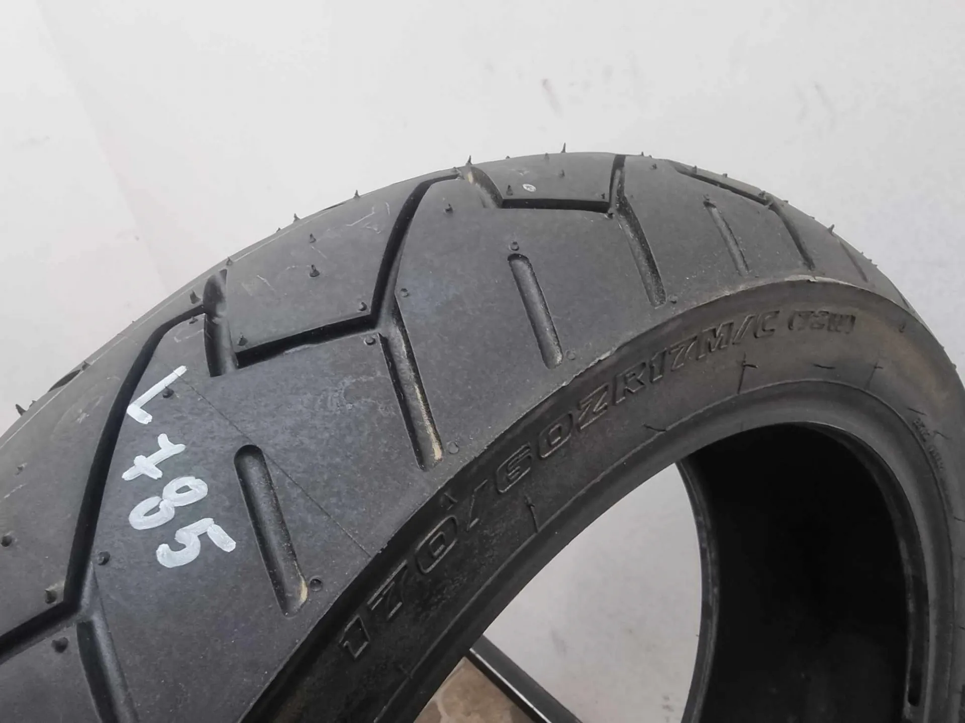 1бр гума за мотор 170/60/17 BRIDGESTONE L0785 3