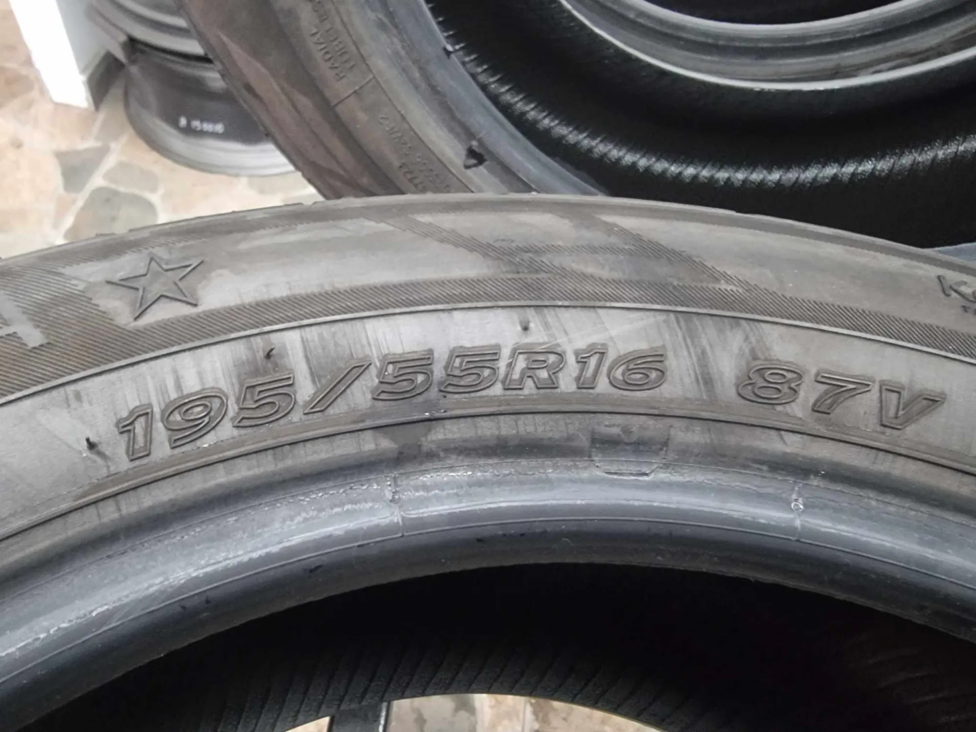 4бр летни гуми 195/55/16 HANKOOK L0827 6