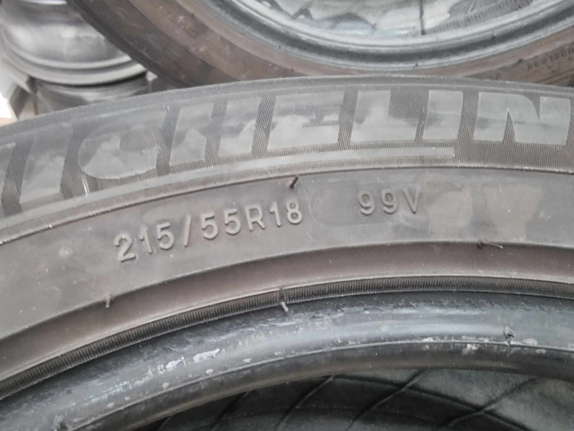 4бр летни гуми 215/55/18 MICHELIN L0843 7