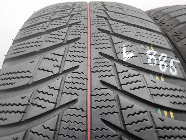 4бр зимни гуми 205/60/16 BRIDGESTONE L0885 1