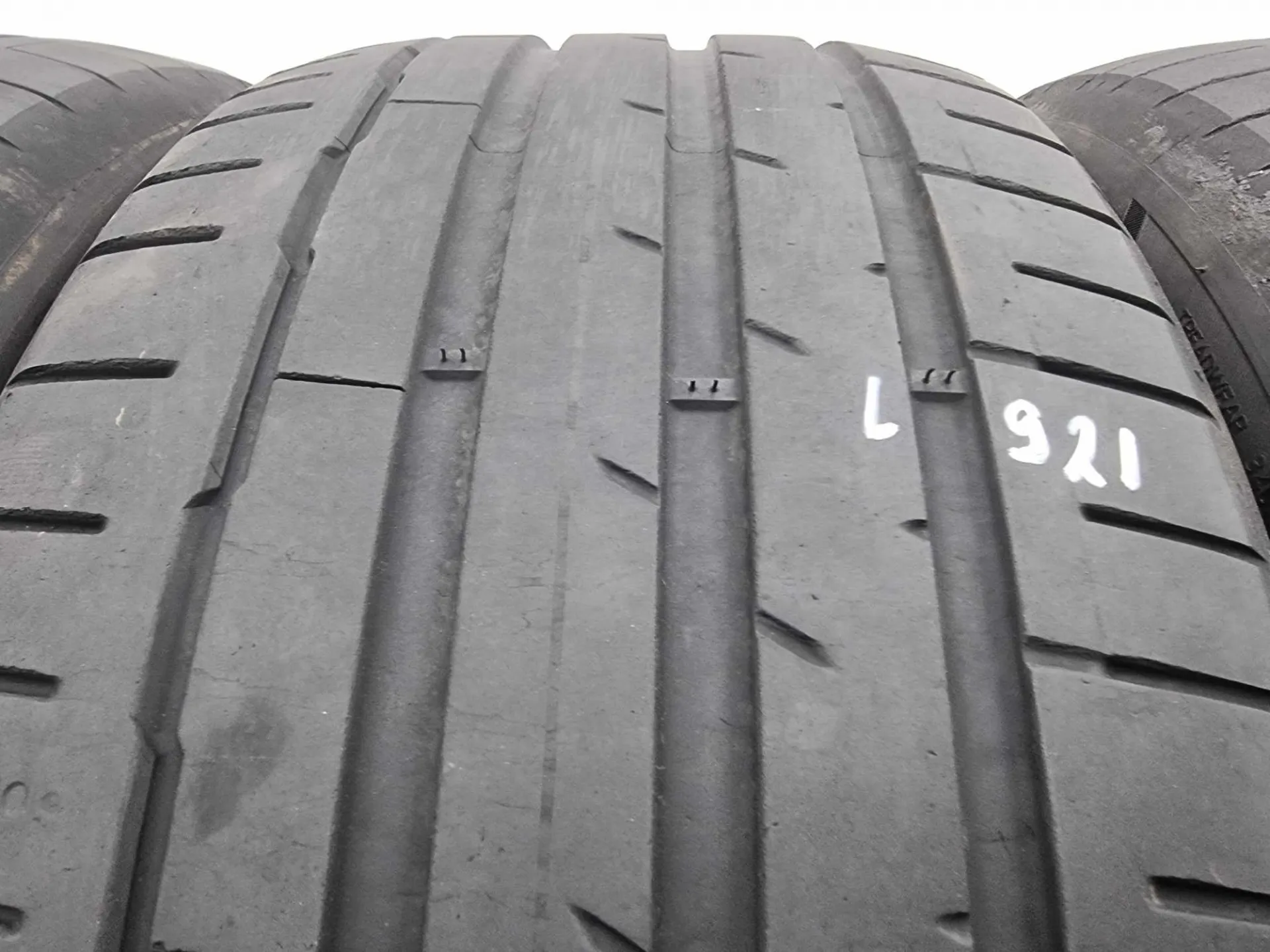 4бр летни гуми 225/45/19 HANKOOK L921 3