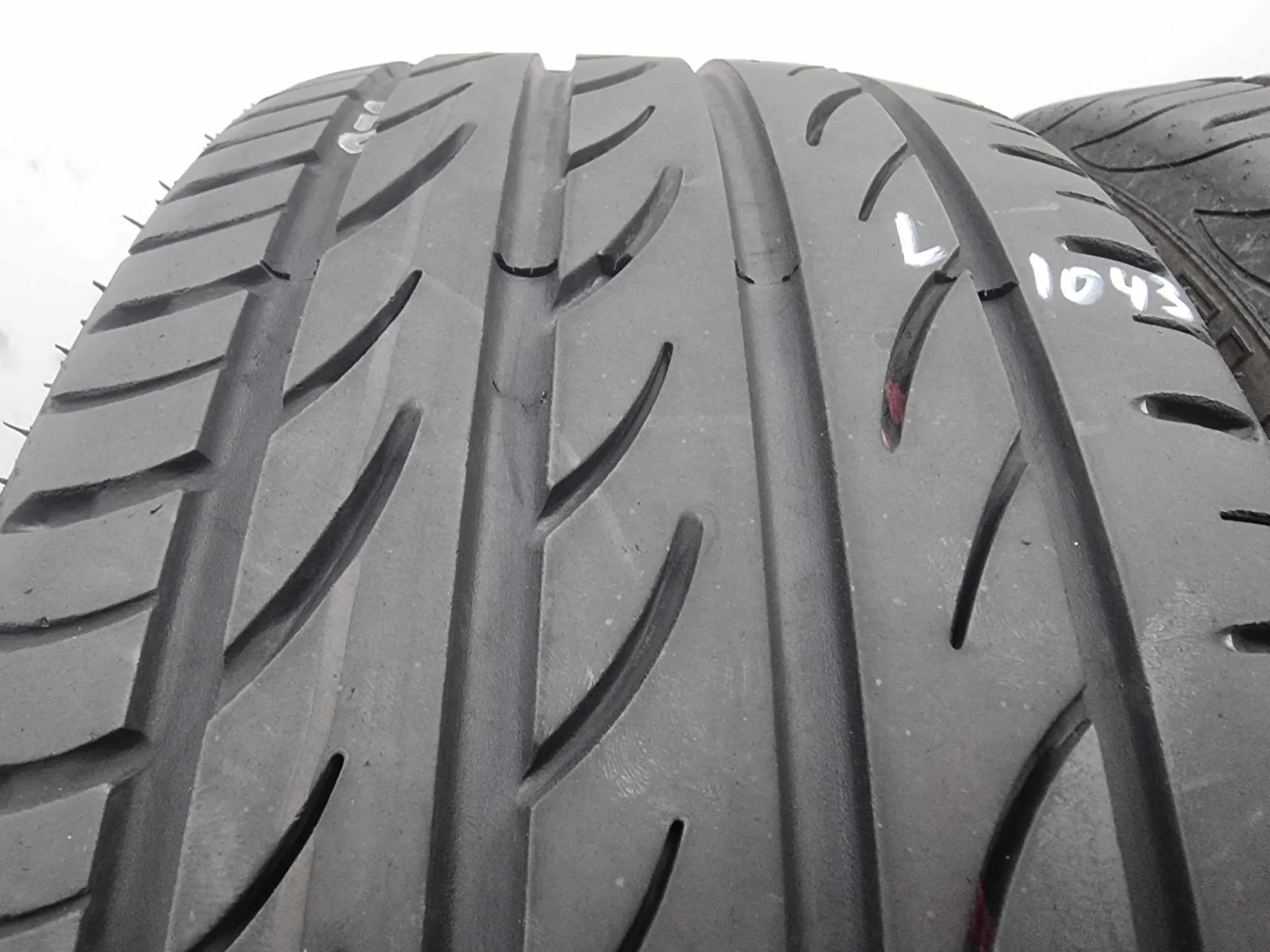 4бр летни гуми 205/40/17 PIRELLI L01043 1