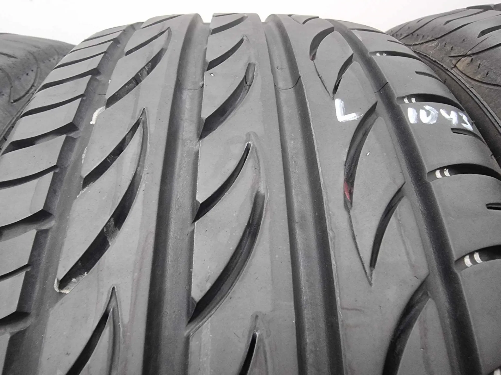 4бр летни гуми 205/40/17 PIRELLI L01043 3